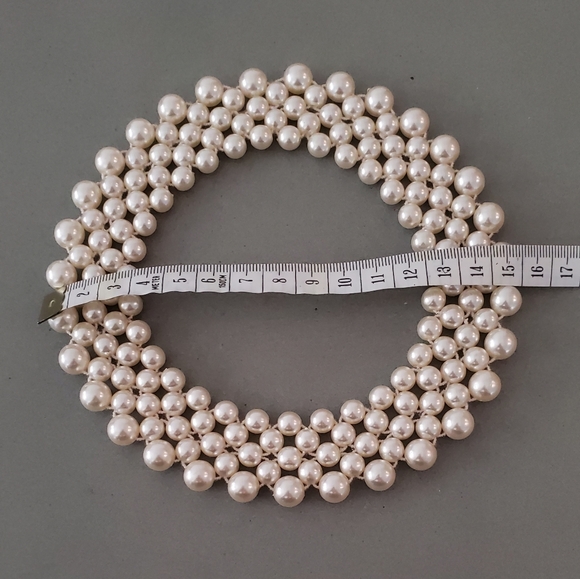 6 pieces Faux Pearl Fashion Jewelry - Picture 3 of 9